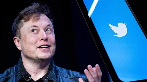 Elon Musk’ın Twitter’ı, gelirlerini artırmak için kullanıcılardan kullanıcı adları için tek seferlik bir ücret almayı planladı.